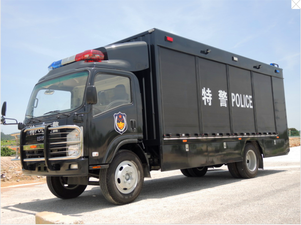 装备运输车